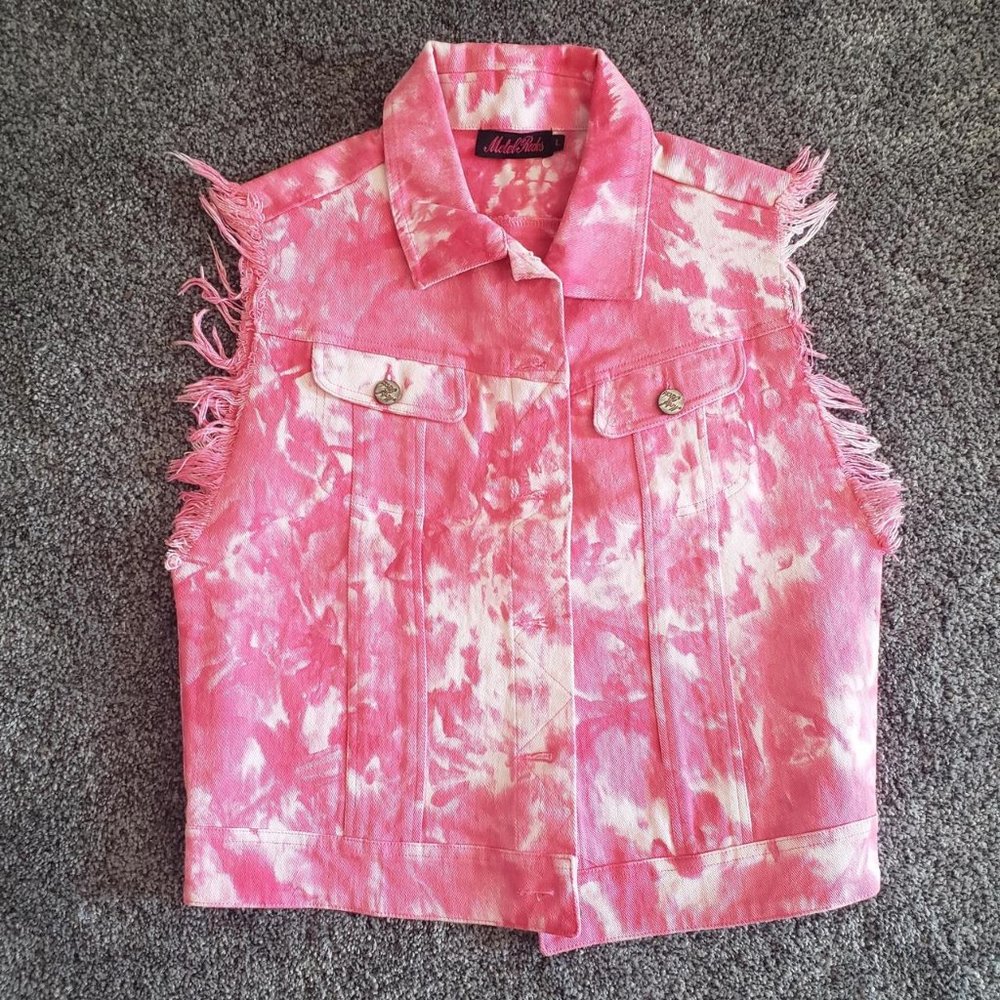 Motel Women's Pink and White Gilet
